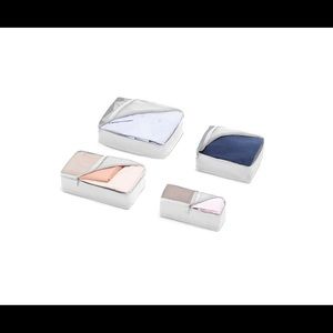 Away Packing Cubes, Set of 4